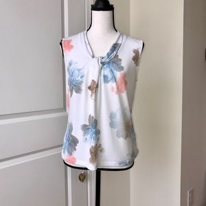 💟2/$10💟 Calvin Klein sleeveless top